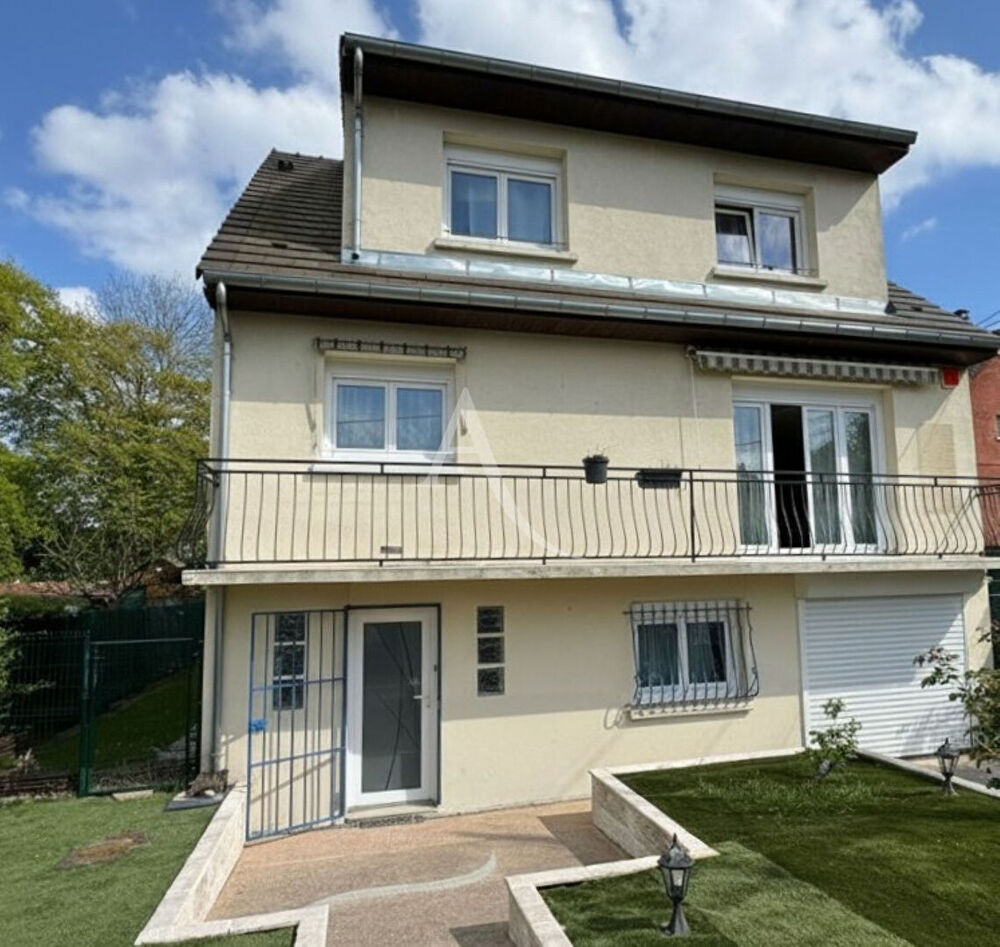 Maison 6 pièces 200 m² · à Chelles · 200 m² · 445 000 €