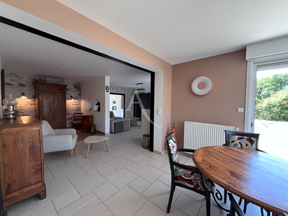Maison Beaulieu Sous La Roche 5 pièce(s) 154 m2