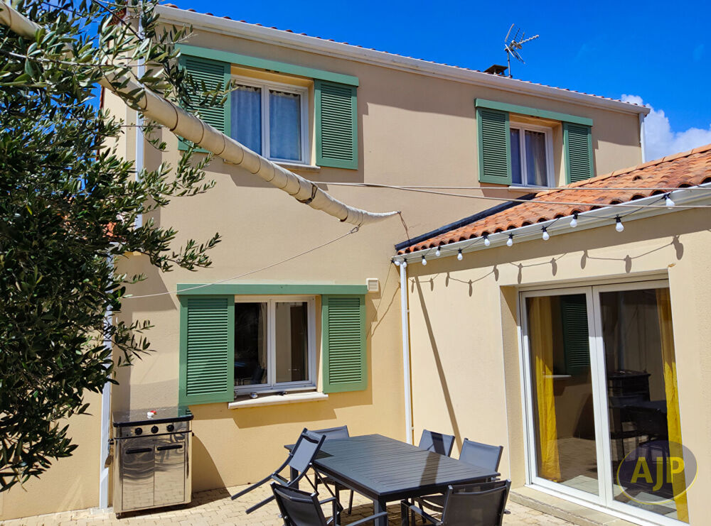 Maison Frossay 6 pièce(s) 200 m2
