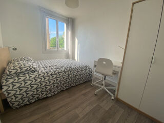  Appartement à louer 4 pièces 64 m²