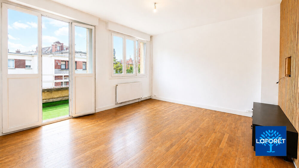 Appartement entièrement rénové 55 m² 2 chambres Balcon Parking sécurisé Hypercentre de Valenciennes