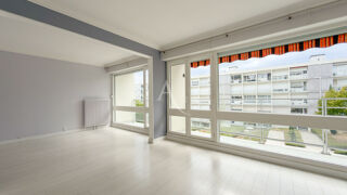  Appartement à louer 4 pièces 83 m²