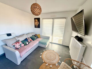  Appartement à louer 3 pièces 65 m²