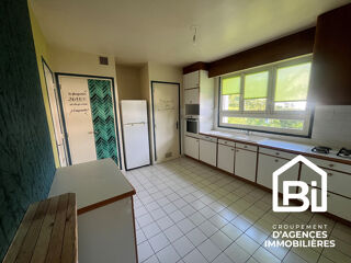  Maison à louer 6 pièces 173 m²