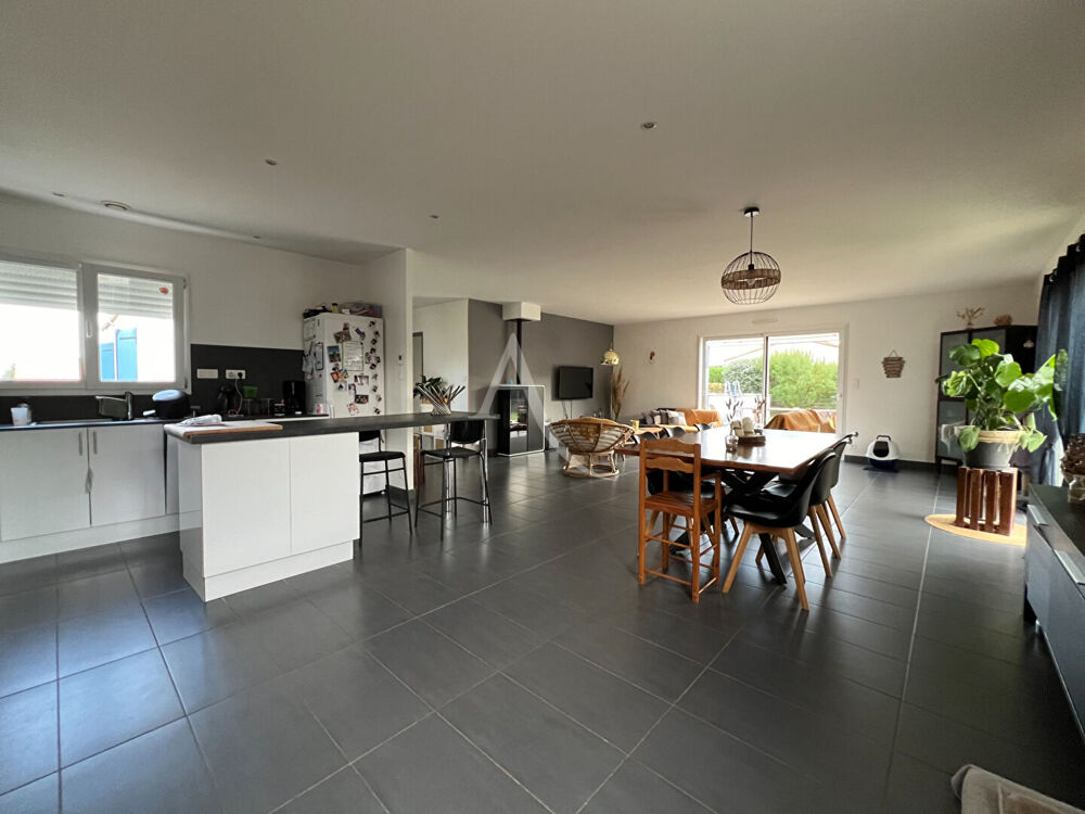 Maison Le Bernard 5 pièce(s) 130 m2