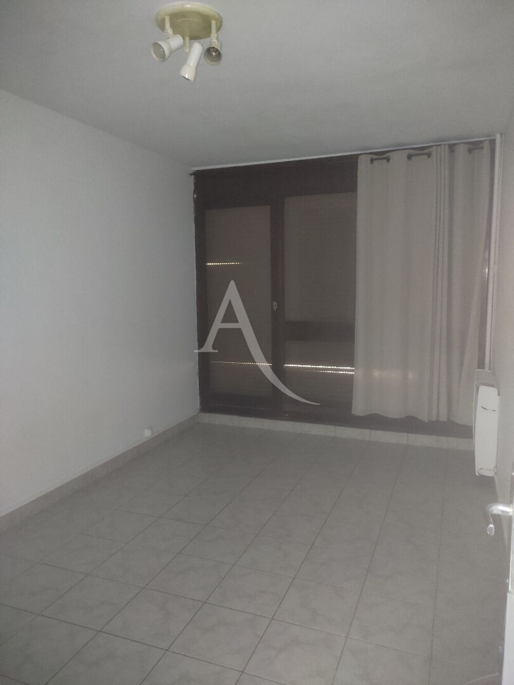Location Appartement Appartement 1 pièce(s) Fontenay aux roses