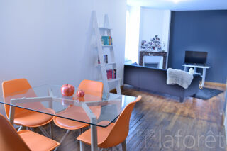  Appartement à louer 2 pièces 43 m²