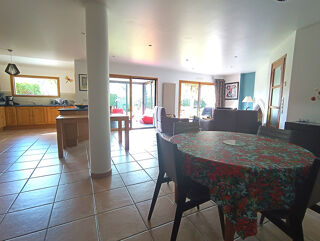  Maison  vendre 6 pices 160 m