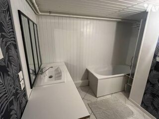  Maison � vendre 10 pi�ces 274 m�