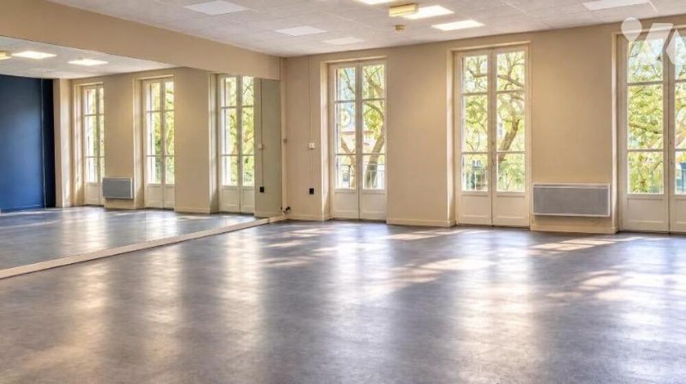 Vente Appartement AVIGNON INTRA-MUROS – PLACE DE L'HORLOGE – 117 M² – BALCON – ASCENSEUR Avignon