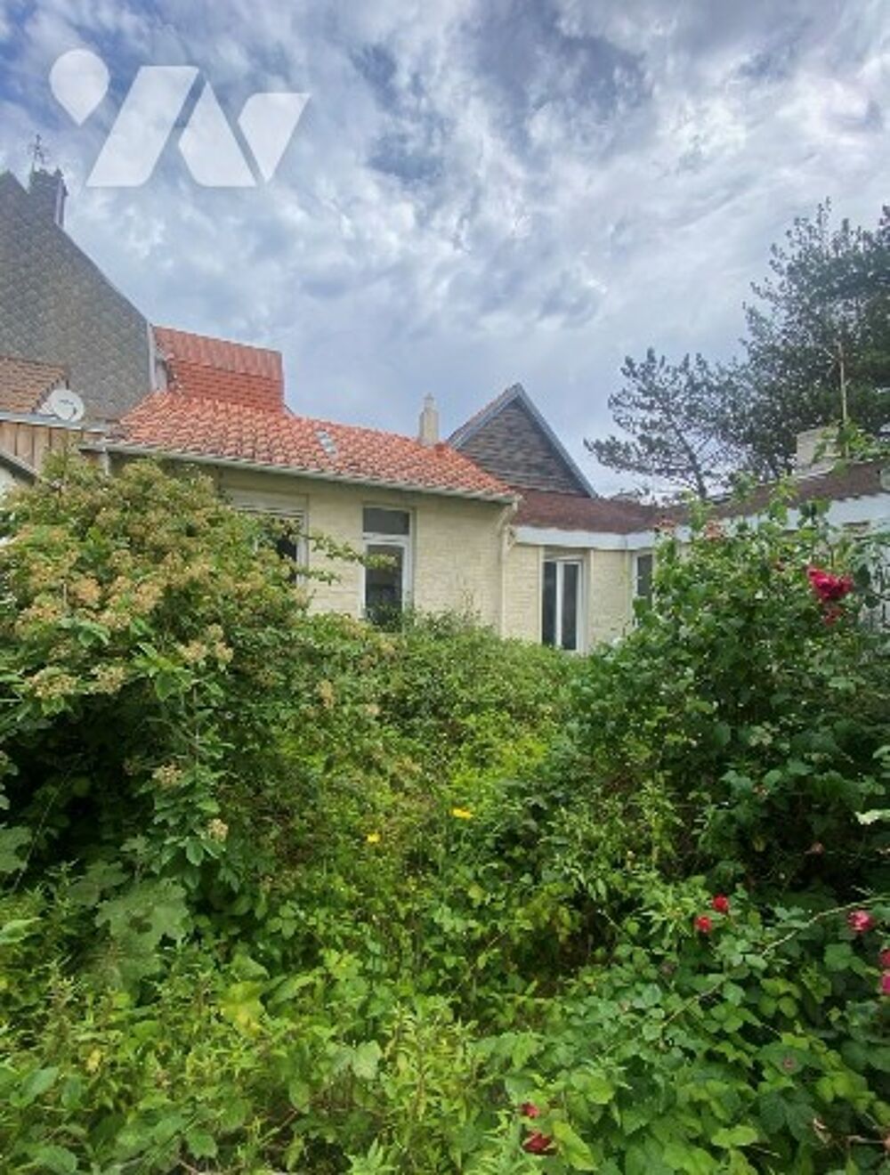 Vente Maison Maison à rénover au Touquet Paris Plage de 38 m² comprenant trois pièces dont une chambre. Jardinet. Touquet-paris-plage