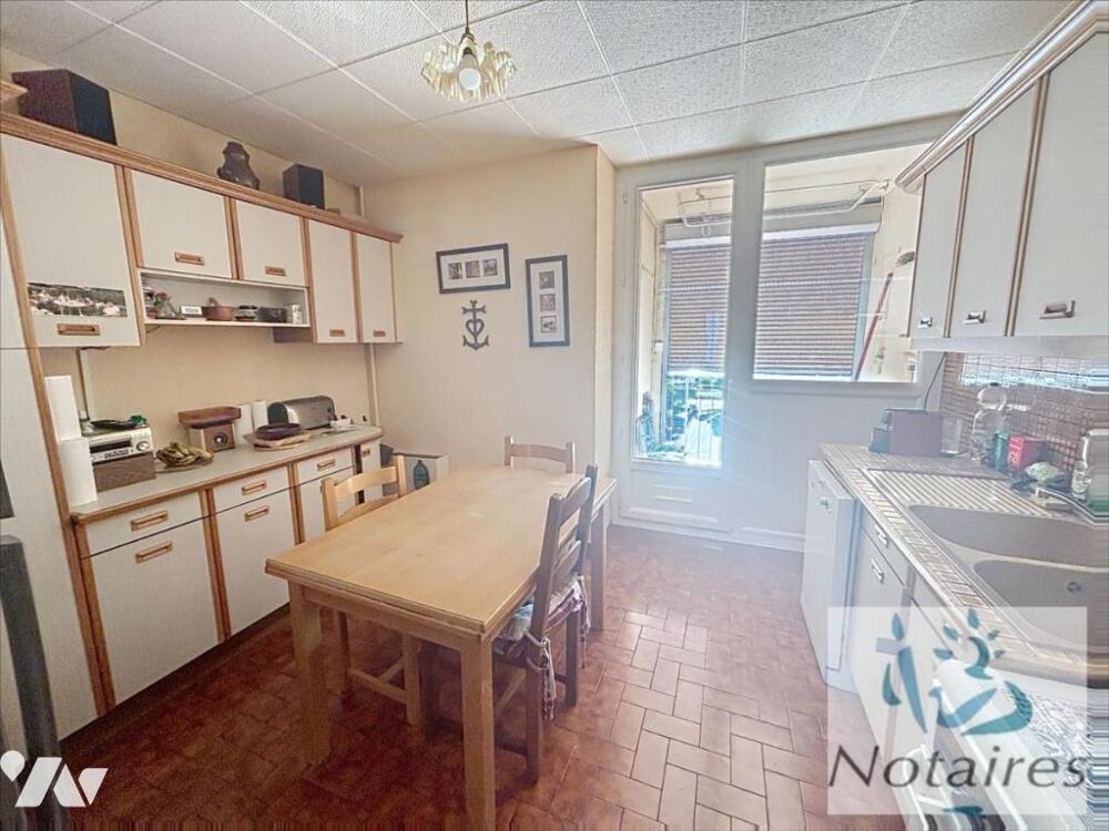 Vente Appartement Appartement avec 4 chambres et balcon Salon-de-provence