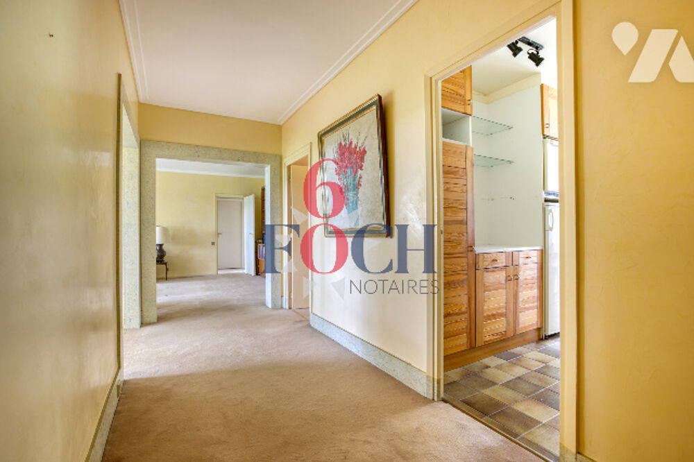 Vente Appartement Appartement à Vaucresson comprenant cinq pièces dont trois chambres. Vaucresson