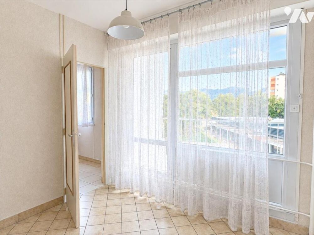Vente Appartement COGNIN - Centre ville - Face Mairie Cognin