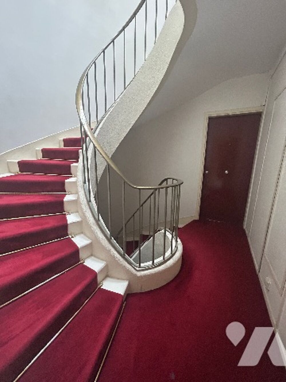 Vente Appartement Résidence Salmson – Le Point du Jour, Au 3eme étage, appartement de 4 pièces, 80,80 m². A rénover. Boulogne-billancourt