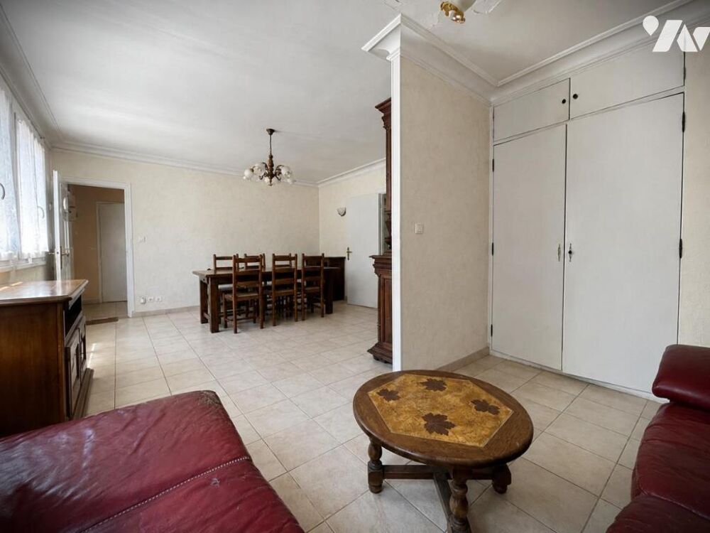 Vente Maison Mériel proche gare - Maison individuelle sous-sol total - 4 pièces possibilité 5 - Terrain 669m2 Mériel