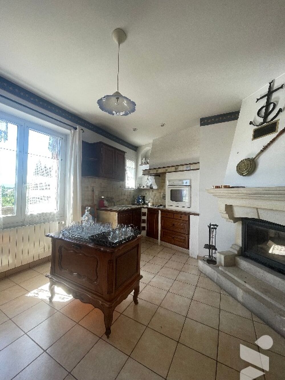 Vente Maison Maison à PLAN D ORGON de 103 m²  avec local commercial loué Plan-d'orgon