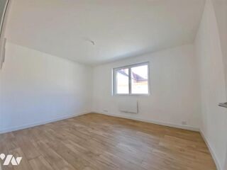 Location Appartement BEL APPARTEMENT SPACIEUX, LUMINEUX ET ENTIÈREMENT RÉNOVÉ AVEC PARKING ! Lumbres
