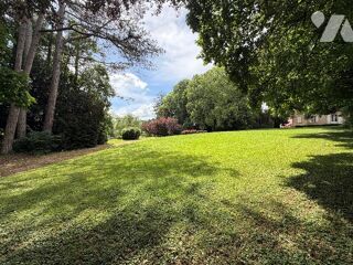  Maison à vendre 15 + pièces 313 m²