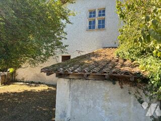 Vente Maison A RENOVER ENTIEREMENT Maison en pierre avec de belles prestations anciennes Roaillan
