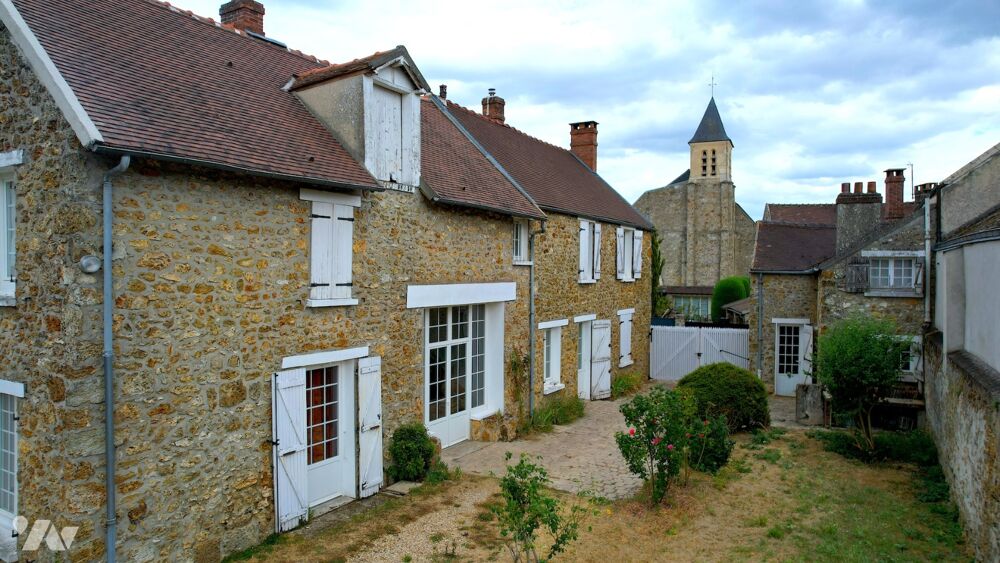MAGNY LES HAMEAUX - Maison de 215 M² et 2ème logement de 45 M²sur parcelle de 586 M²