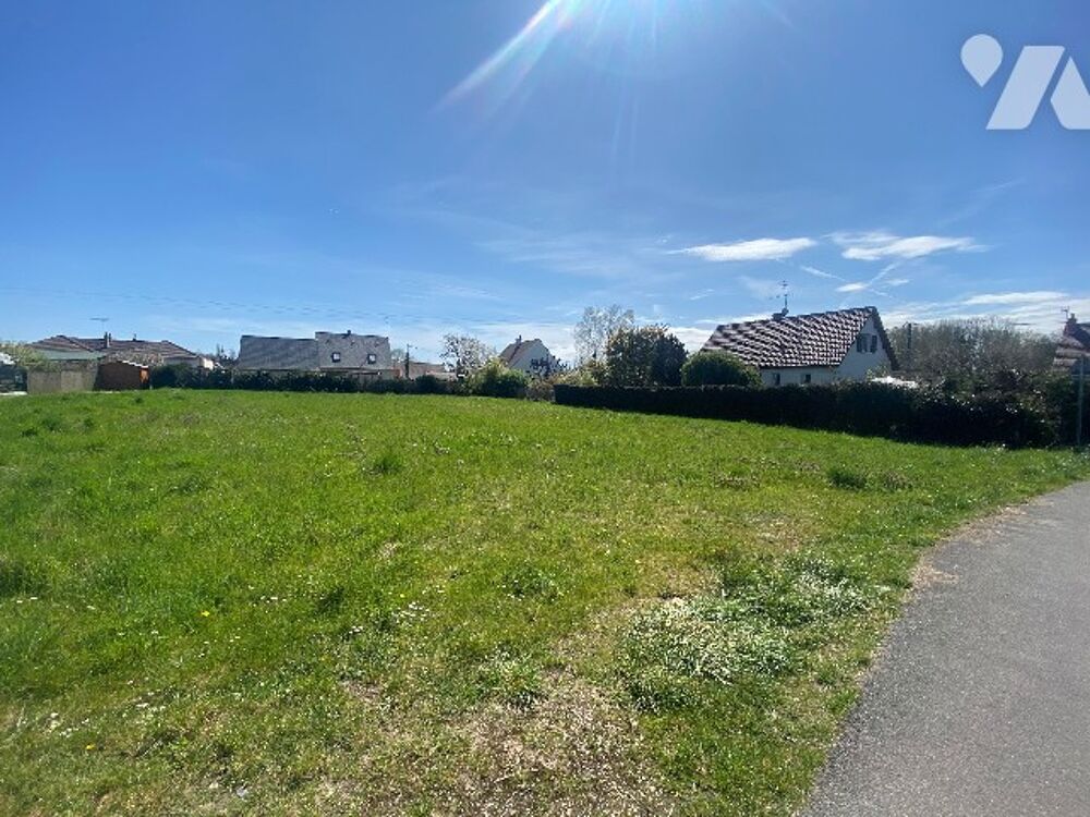Vente Terrain Terrain à bâtir de 695m² viabilisable, dans un environnement calme situé à CLERY ST ANDRE Cléry-saint-andré