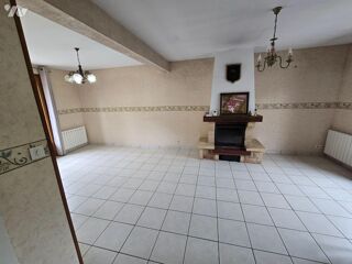 Vente Maison Maison à vendre à Foucarmont (76340) en Seine-Maritime (76)  Cette maison, située à Foucarmon... Foucarmont