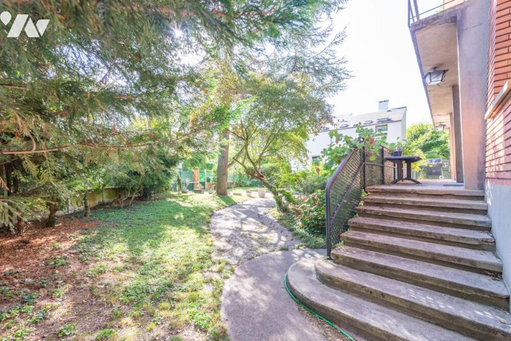 Saint Cloud - Villa Pasteur - Maison de 265 m² - 6 chambres