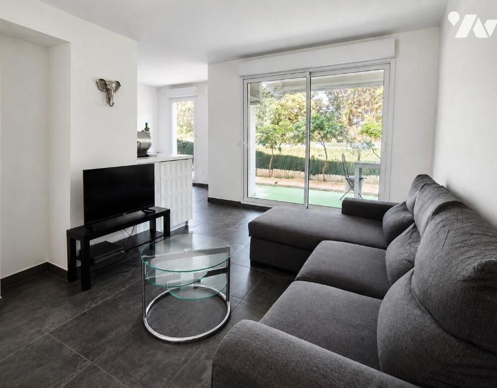 Vente Appartement VENTE EN IMMO INTERACTIF UN APPARTEMENT DE TYPE 2 EN RDJ DE 44 M² Marseille 9