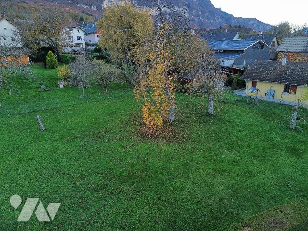Vente Terrain Terrain constructible – 853 m² – Mouxy Mouxy