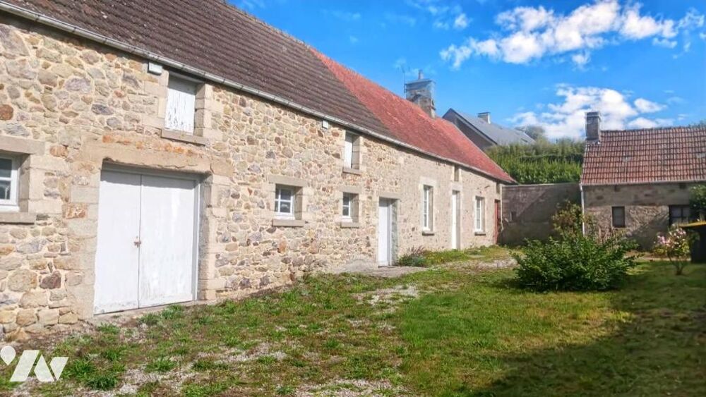 Ancienne fermette sur 2.262 m² de terrain, à rénover.