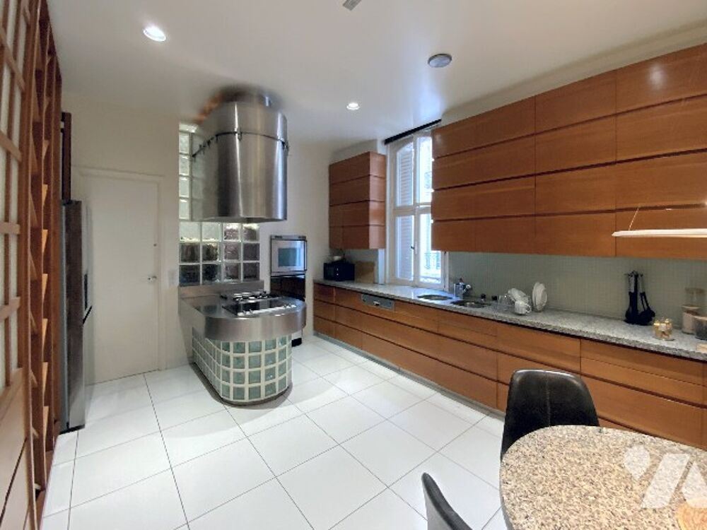 Vente Appartement Plaine Monceau, rare appartement de réception de 291 m², 7 pièces, 3e étage, ascenseur Paris 17