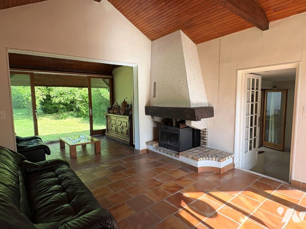 Vente Maison AIX-LES-BAINS, entre ville et Lac, Maison de ville et de charme des années 30 sur 1633 m² de terrain Aix-les-bains