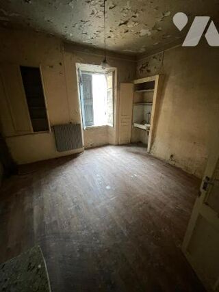Vente Maison VENTE EN IMMO INTERACTIF  18 PLACE DE LA FONTAINE  LARAGNE MAISON DE VILLAGE DE 91 M² Laragne-montéglin