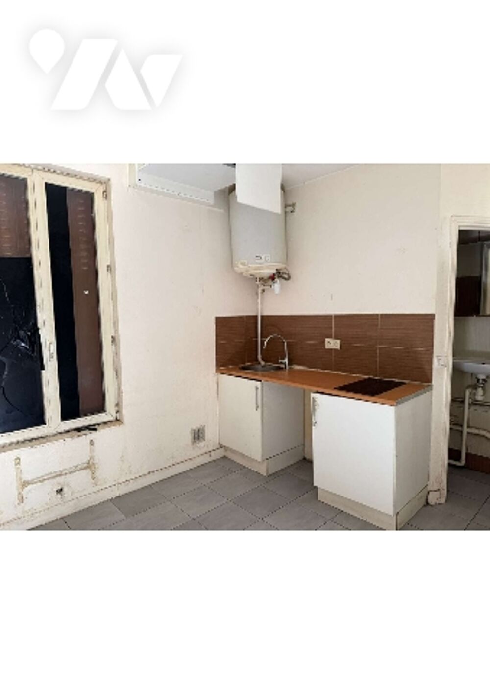 Vente Appartement Vente Notariale Interactive (VNI) – Studio 11,7 m² en RDC à Saint-Ouen, à rénover entièrement. Saint-ouen