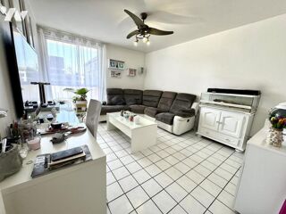  Appartement  vendre 4 pices 76 m