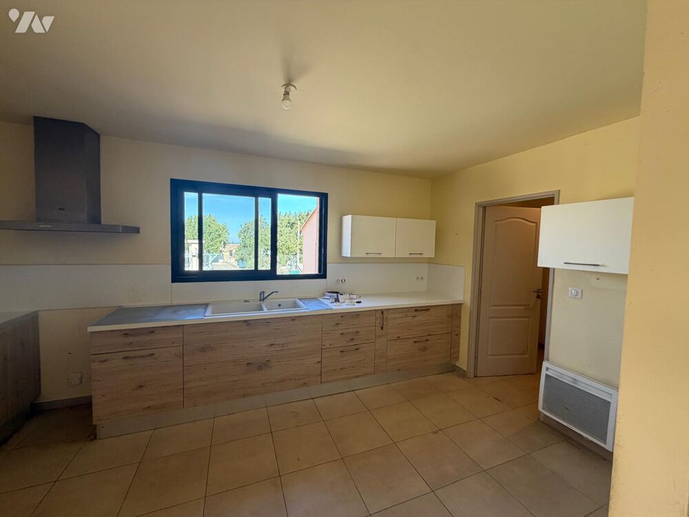 Vente Maison ROBION -Maison de plain-pied de 105.30m² sur terrain de 605m², à proximité du village. Robion