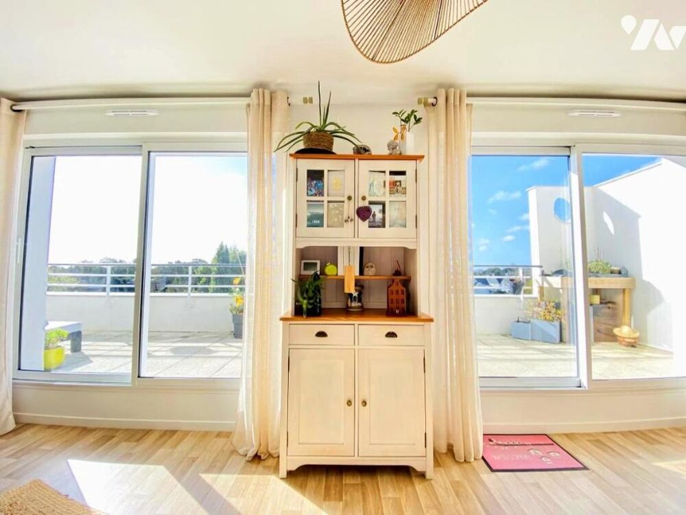 Vente Appartement Plescop Bourg – T3 au dernier étage avec terrasse plein sud, garage et parking Plescop