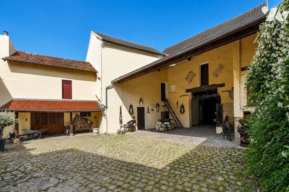 Corps de ferme - Terrain 928m2 - Centre Ville - Maison + dpdces - Division/construction possibles