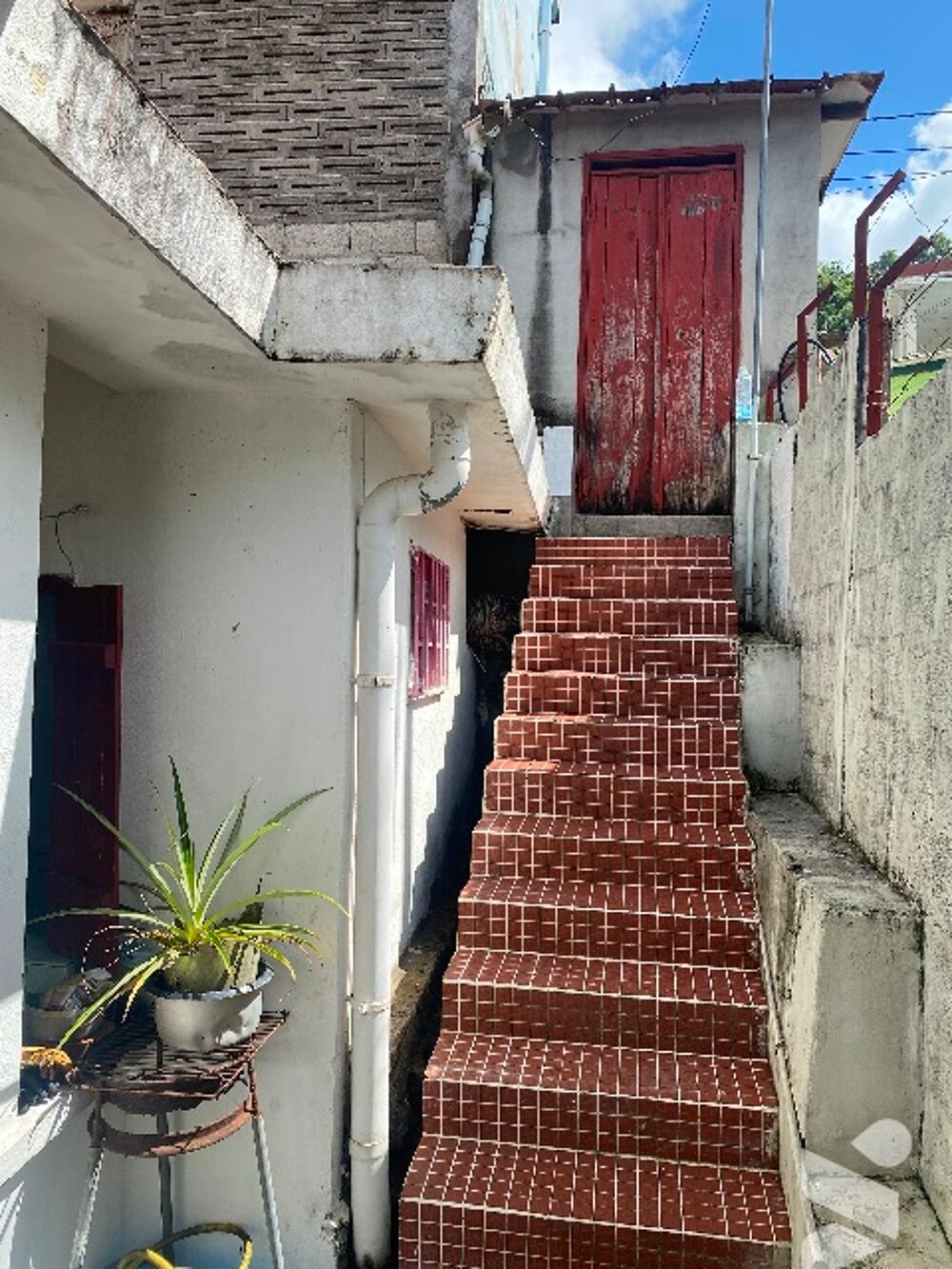 MAISON DE DEUX APPARTEMENTS A VENDRE