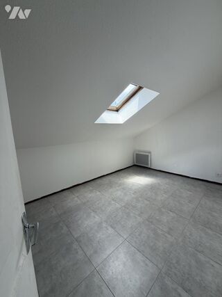  Appartement à louer 1 pièce 33 m²