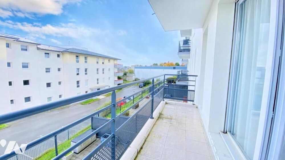 À VENDRE  Superbe appartement T4 lumineux à Locminé avec ascenseur, balcon & garage !