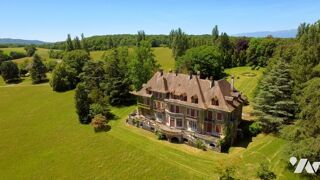  Maison à vendre 15 + pièces 945 m²
