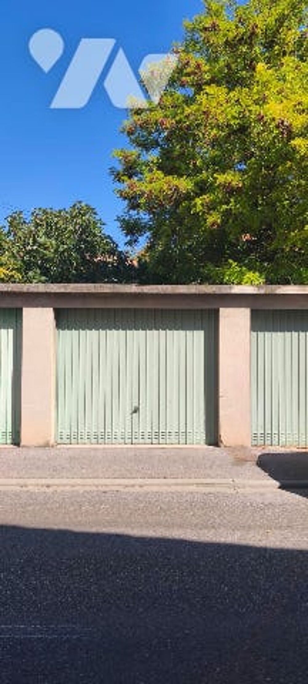 Vente Parking/Garage Deux garages fermés sur une parcelle unique situés sur la commune de PERTUIS, Pertuis