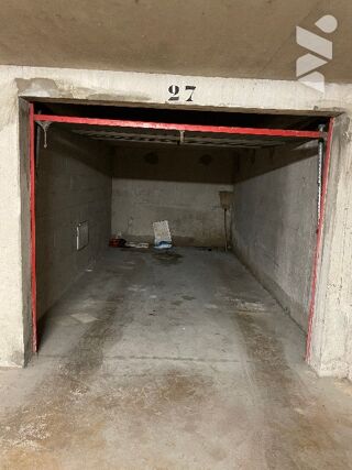  Parking / Garage à vendre 