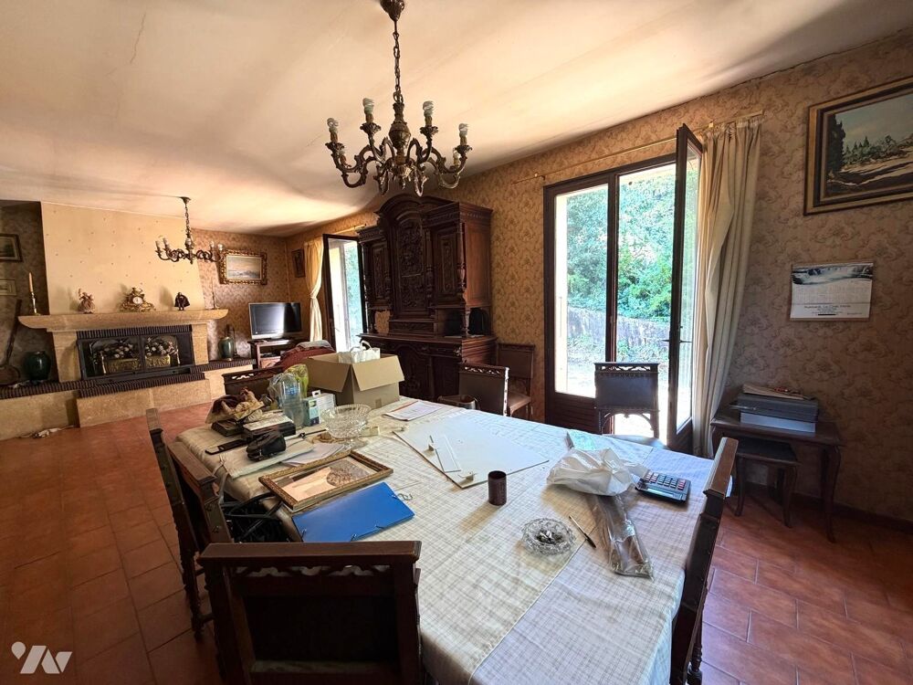 Vente Maison MAISON AVEC FORT POTENTIEL SUR TERRAIN 1 526M²– TRAVAUX STRUCTUREL TRES IMPORTANT Peypin