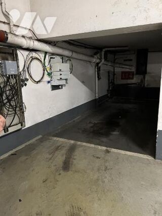  Parking / Garage  vendre 