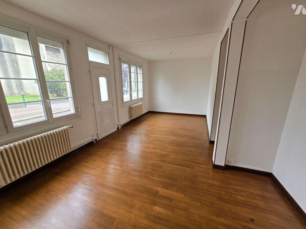 Maison à Vendre à Foucarmont (76340) en Seine-Maritime (76) Dans le cadre d'une vente, nous ...
