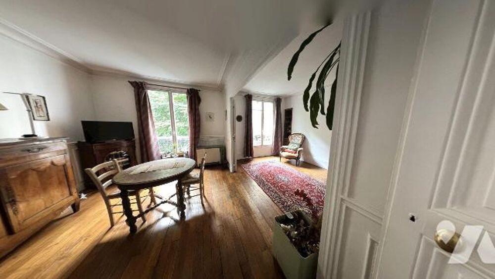 Vente Appartement Appartement de 49,11 m² dans le 15ème, 3 pièces + cave à deux pas du champ-de-mars au calme. Paris 15