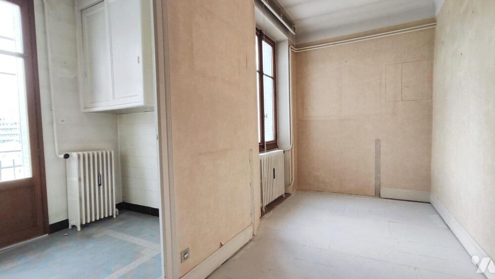 Vente Appartement CHAMBERY Type 4 de 91.28m² de charme au dernier étage avec ascenseur secteur PARC DU VERNEY Chambéry